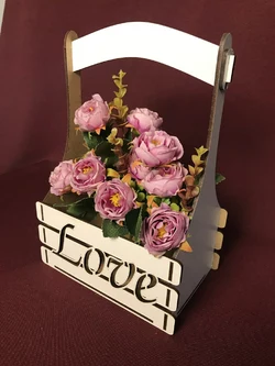 Коробка для цветов "LOVE"